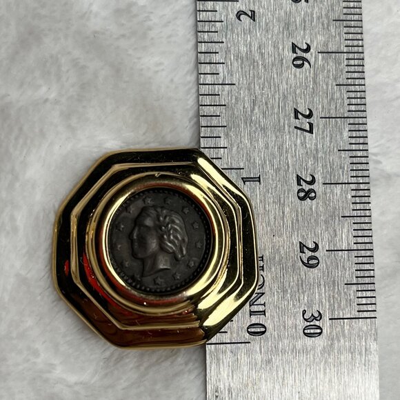 Vintage Coin-Inspired Gold-Tone Clip-On Earrings - Picture 4 of 5